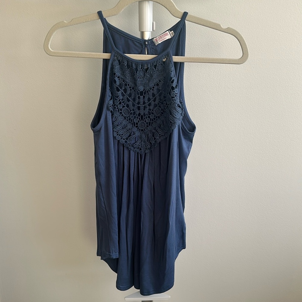 New blue flowy tank top NWT small flattering relaxed fit